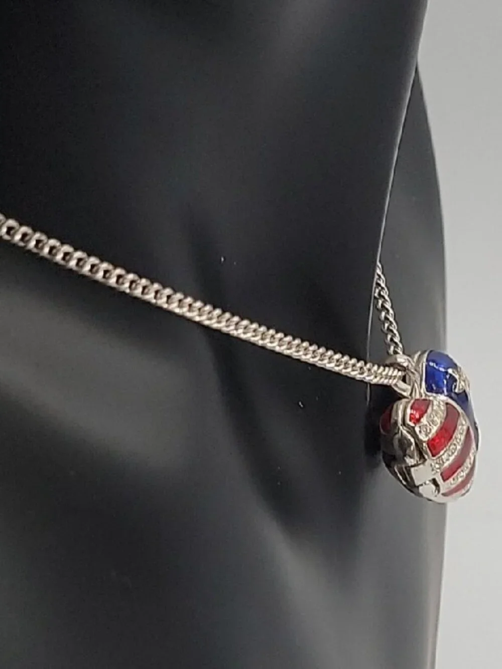 Patriotic Locket Necklace 3-D American Flag Locket on 18